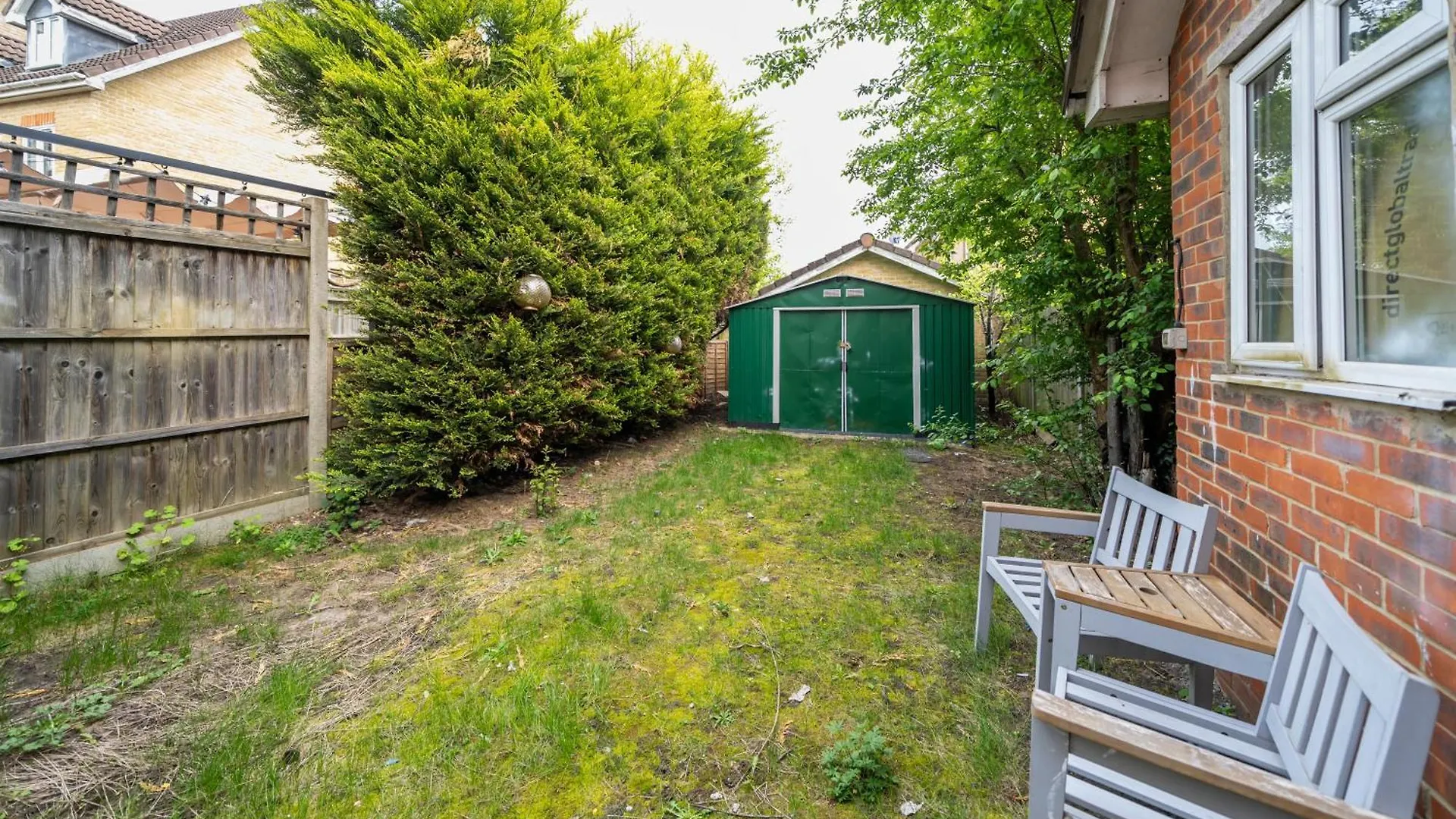 Villa 5 Min To Heathrow & Uxbridge Station With Parking à Hillingdon 0*,  Royaume-Uni