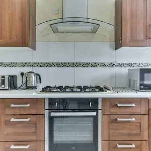 Holiday home Royal Living Properties, Hillingdon